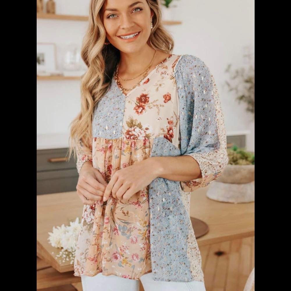 🤎LAST ONE! Med(6/8) Patch-print floral top/lantern sleeve/v-neck relaxed fit